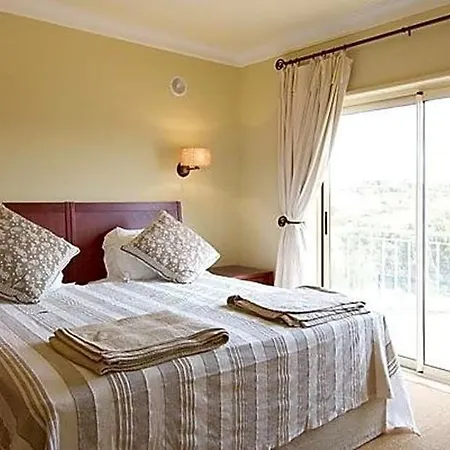 Carvoeiro Sleeps 4 Air Con Wifi Lejlighed