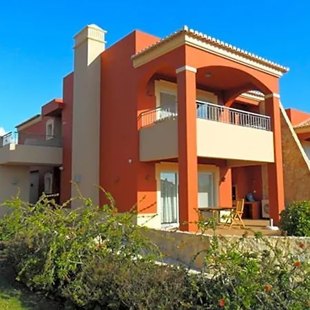 Apartment Carvoeiro Sleeps 4 Air Con Wifi *
